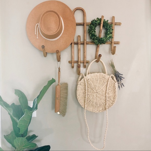 Handbags - NWOT ✨ Moroccan Woven Raffia Round Cross Body Bag